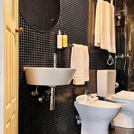 Casa Dos Loios By Shiadu 4* Porto