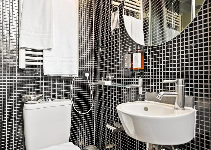 Casa Dos Loios By Shiadu Guest house