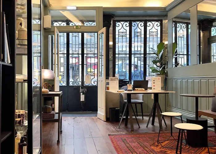 Casa Dos Loios By Shiadu Guest house 4*